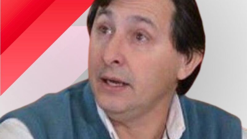 Omar Latini, referente del Partido Obrero, denuncia la crisis en Santa Cruz.