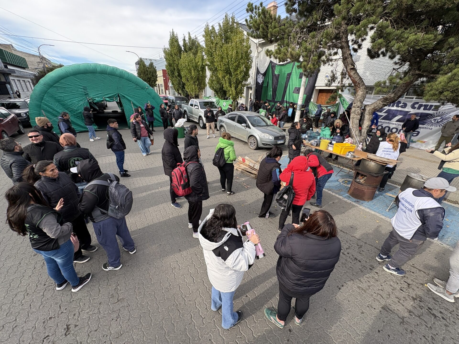 Nuevo paro de estatales en Santa Cruz