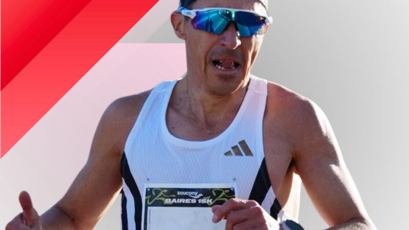 Patricio Capella brilla en competencias deportivas a los 55 años.